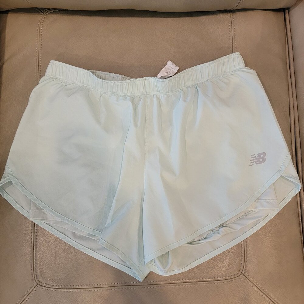 NEW BALANCE Mint Color Lined Running Shorts Woman Size Large